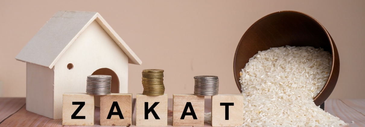 Zakat,Word,Coin,Stacked,,Rice,Grain,In,Bowl,And,Mini