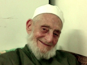 Shaykh Shukri Luhafi smiling